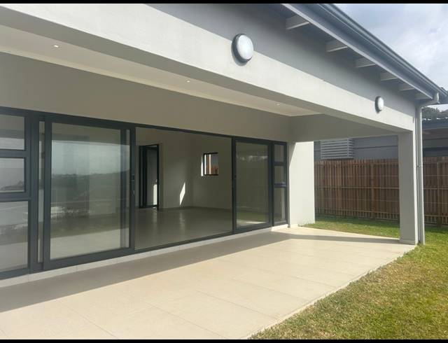 2 BEDROOM HOUSE FOR SALE IN SHAKAS ROCK